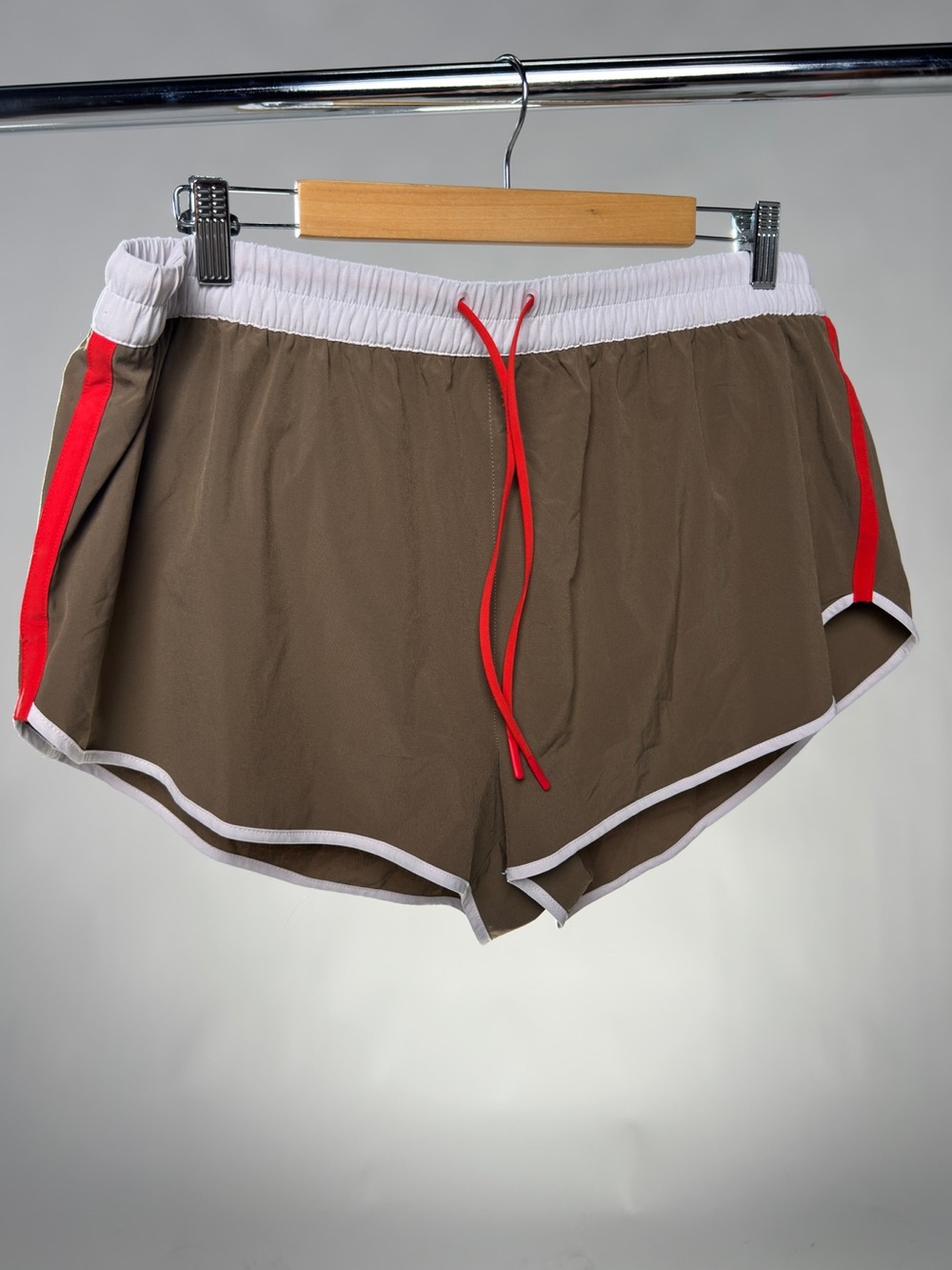 Athleta Speedwork Colorblock Shorts in XL